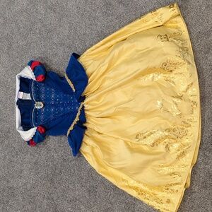 Snow White Dress w/ Cape